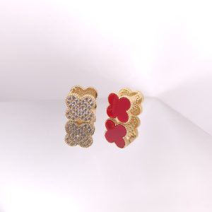 Dual Luxe Clover Stud Earrings