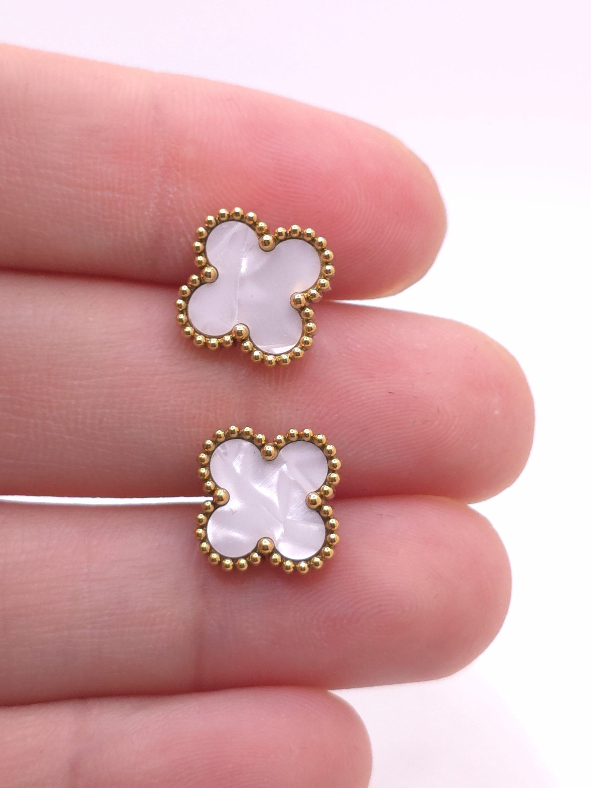 Classic Clover Stud Earrings - Image 37