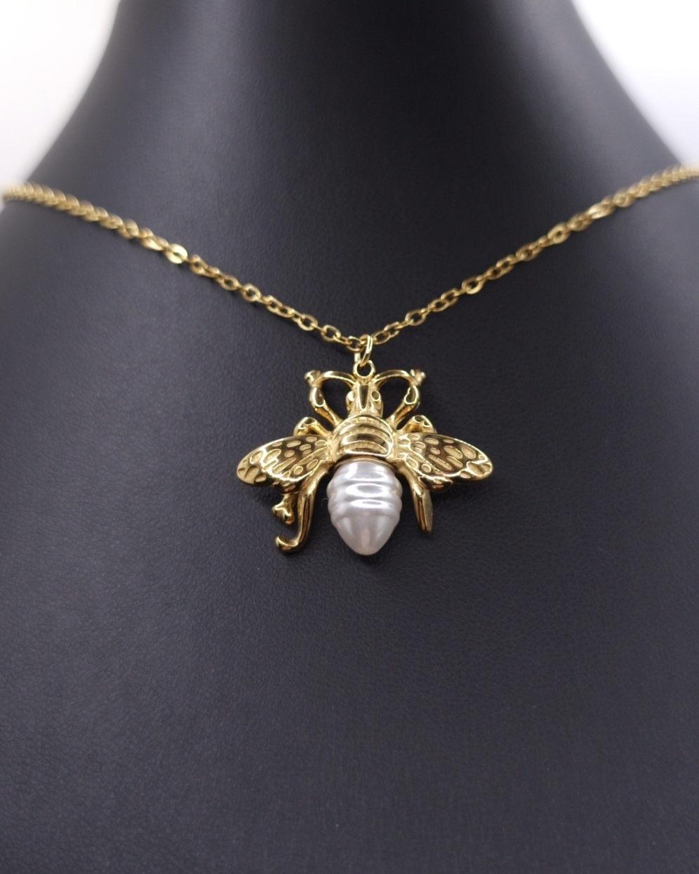 Golden Bee Pearl Pendant Necklace - Image 4