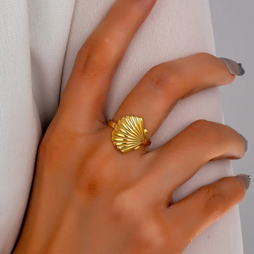 Golden Seashell Statement Ring (Adjustable) - Image 4