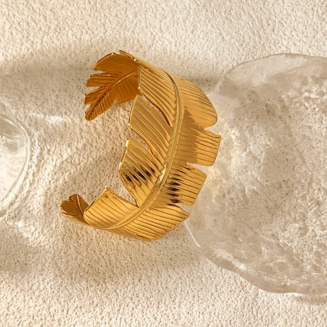 Aurelle Crest Cuff - Image 6