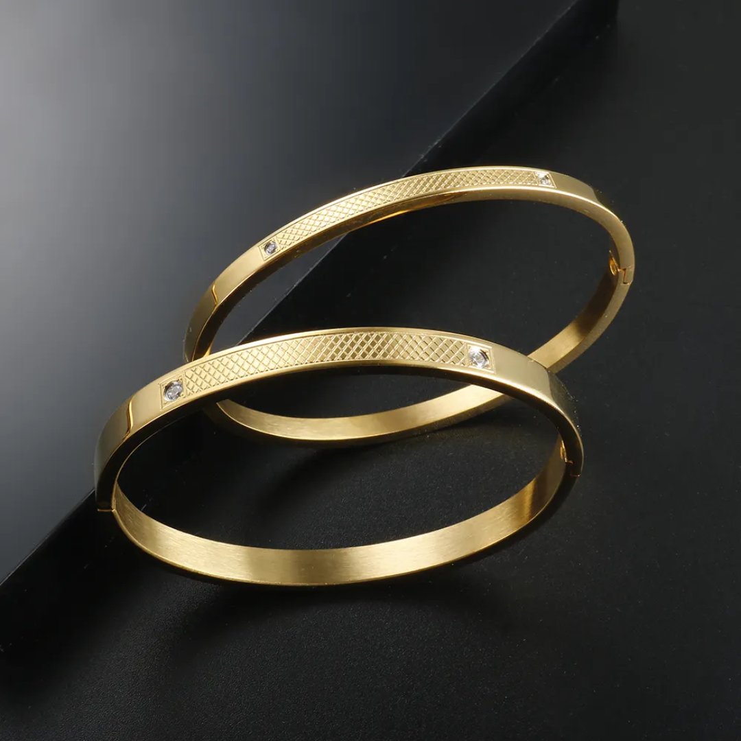 Luxe Grid Crystal Bangle - Image 3
