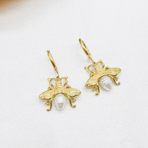 Queen Bee Pearl Drop Earrings