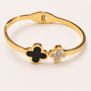 Midnight Clover Luxe Bangle