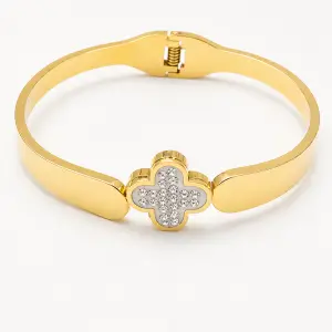 Crystal Clover Elegance Bangle