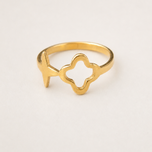 Clover Cross Ring
