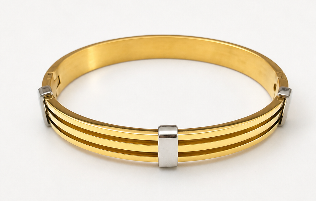 Golden Orbit Luxe Bangle