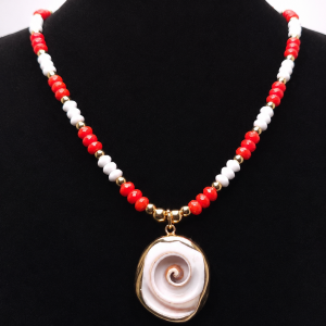 Coralia Shell Necklace